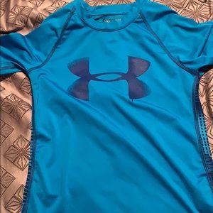 Boys Under Armour Youth Medium Fitted Shirt
